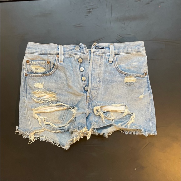 Levi’s Jean shorts size 26 - Picture 1 of 4